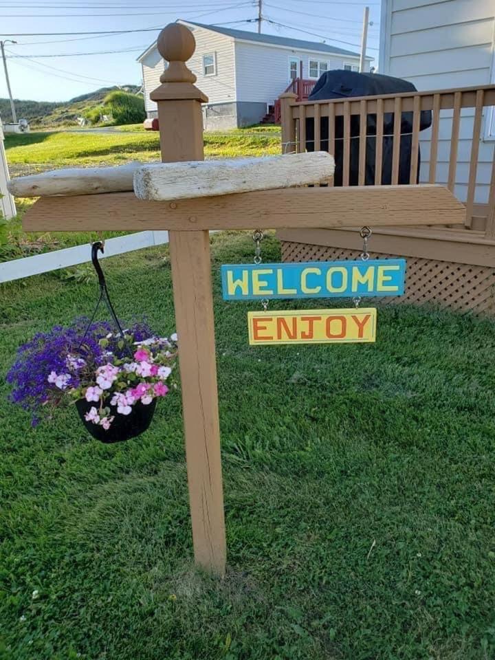 Storytellers Retreat Villa Twillingate Exterior photo